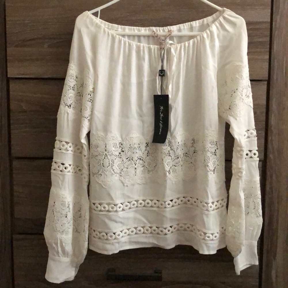 For love and lemons lace top